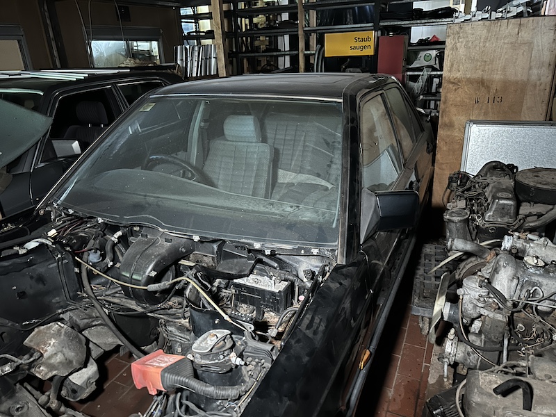 190D 2,5, W 201