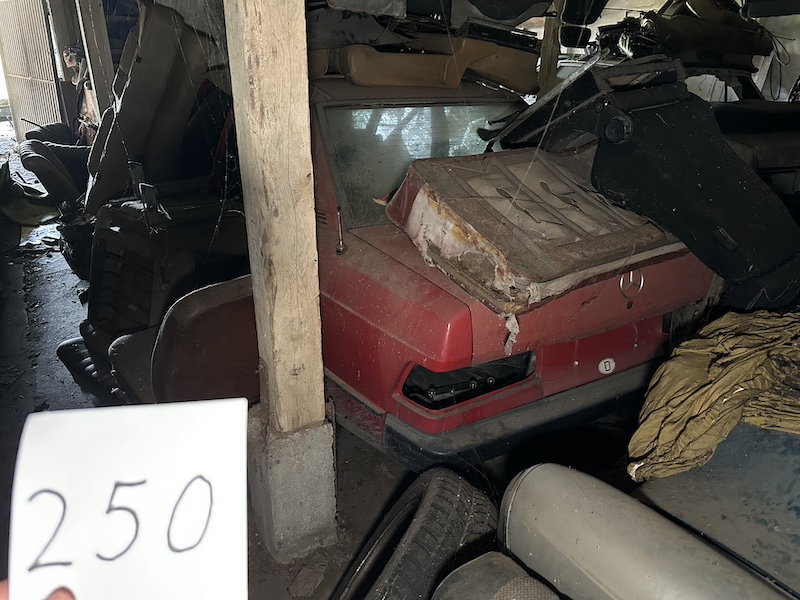 190E, W 201