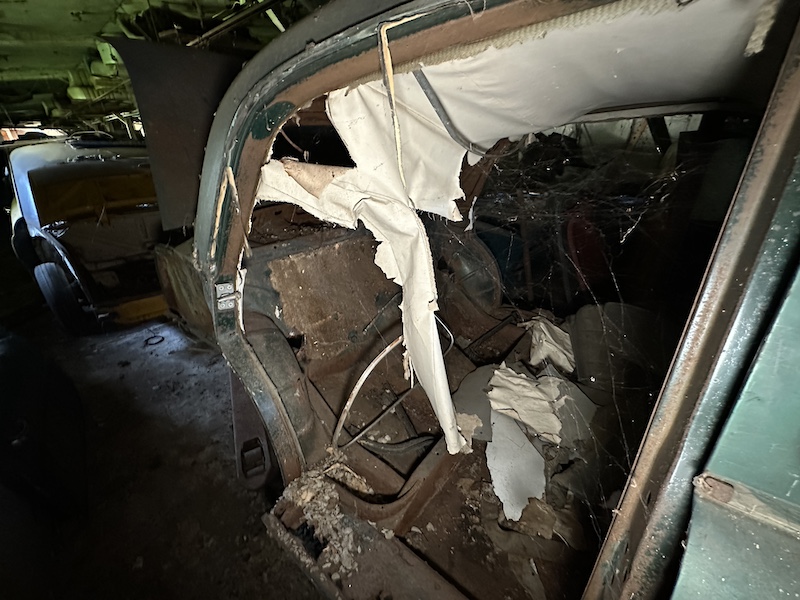 220S, W 180