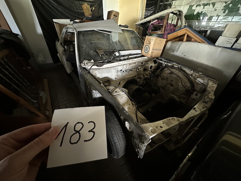 230CE, W 123