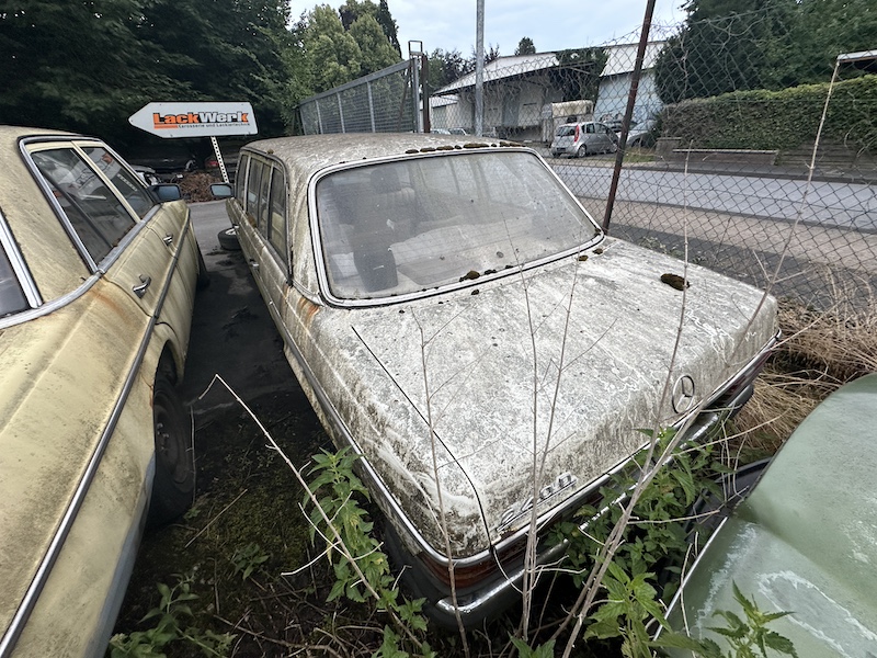 240D lang, W 123