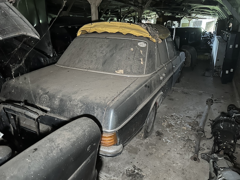200, W 115