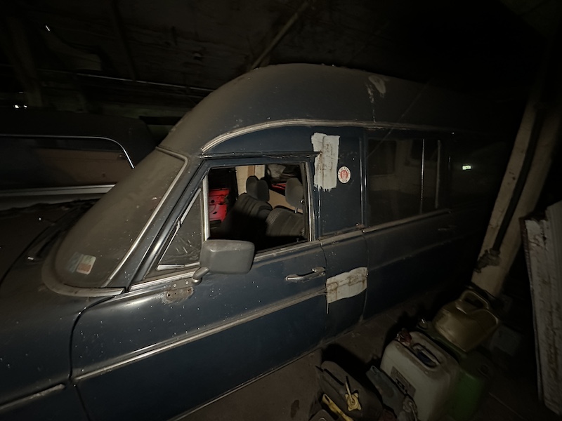230/6, W 114 Krankenwagen