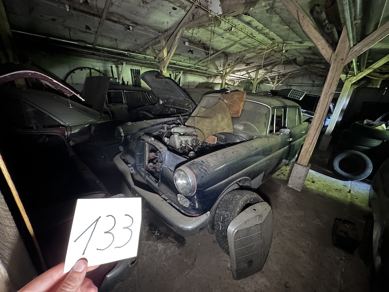 200D, W 110