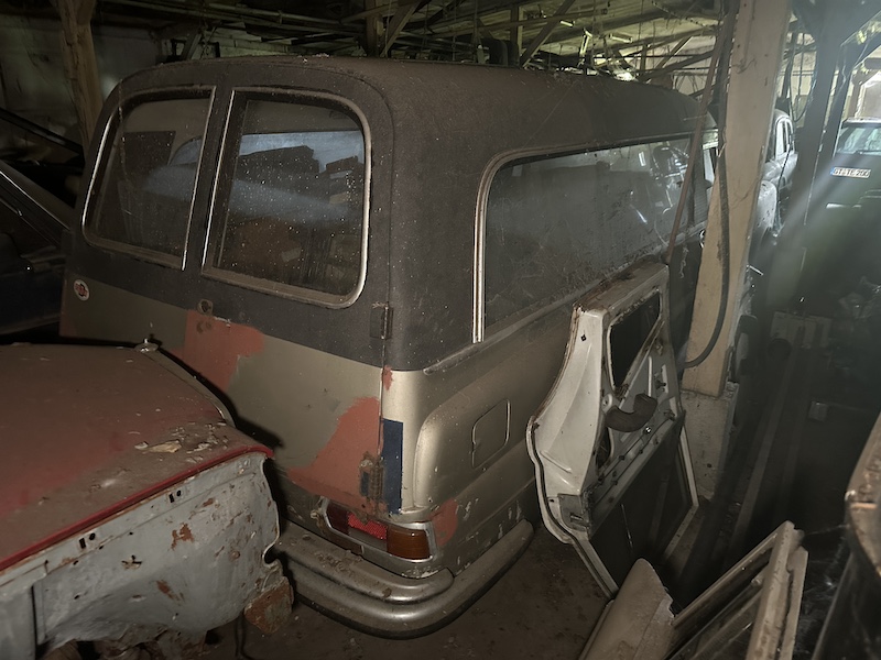 230, W 110