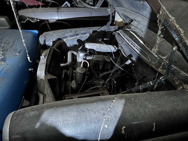 200D, W 110