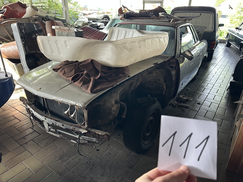 350SLC, W 107