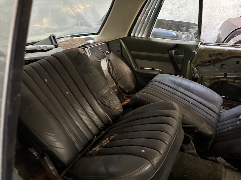 350SLC, W 107