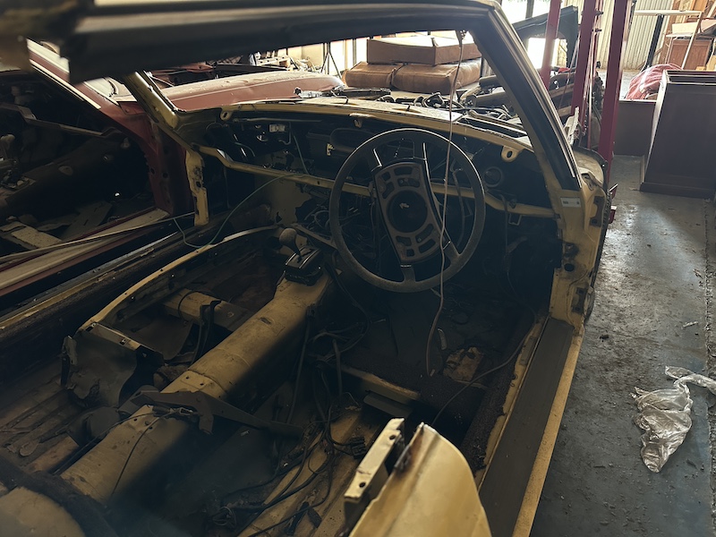 350SLC, W 107