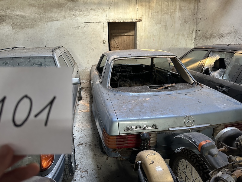 280SLC, W 107