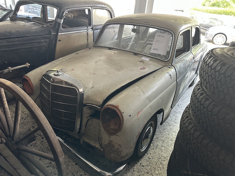 190Db W121