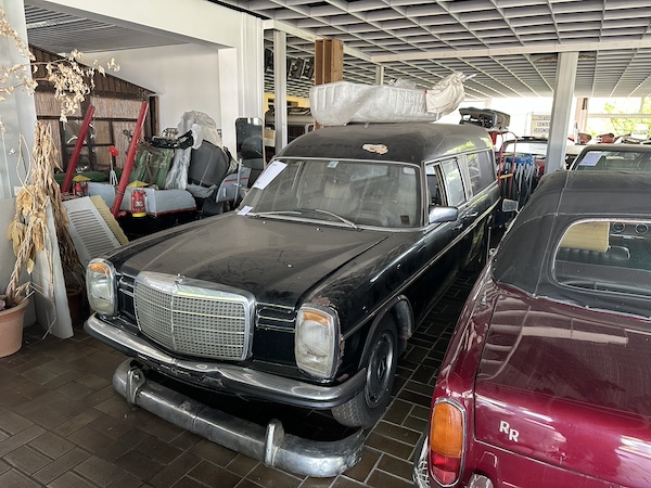 220D lang W115