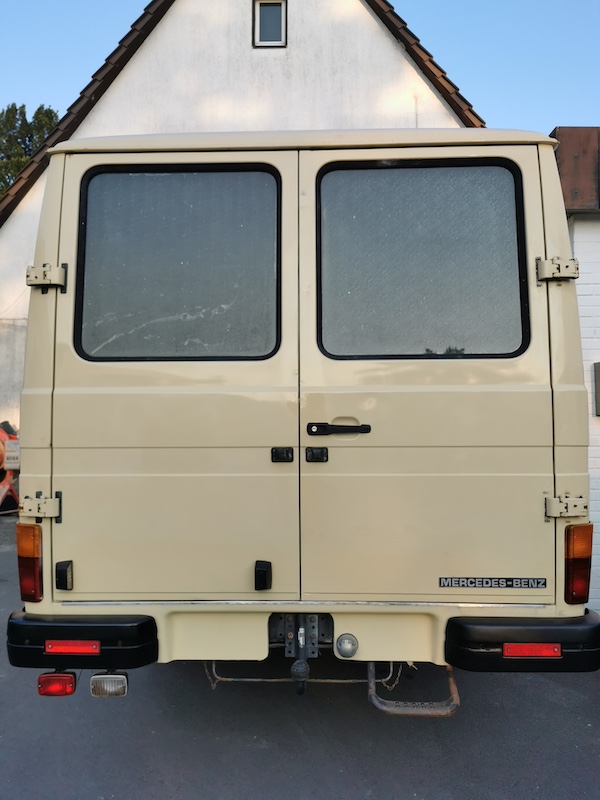 407D Arzttruppwagen
