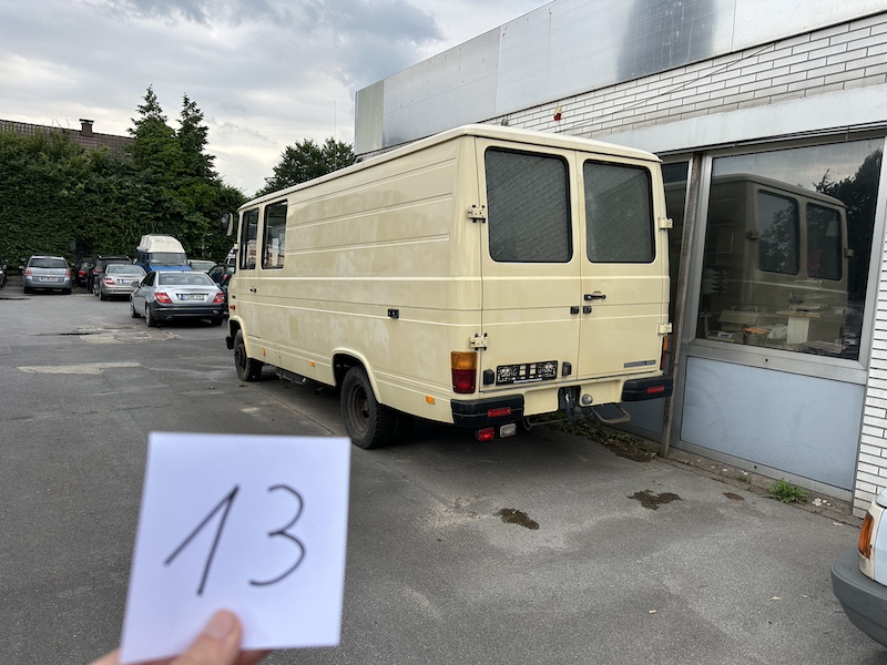 407D Arzttruppwagen